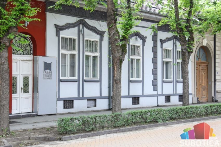 Treći upisni rok na Pravnom fakultetu za privredu i pravosuđe